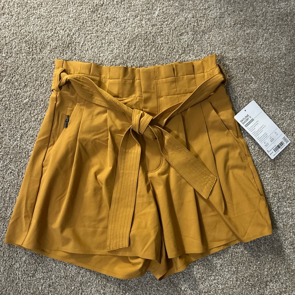 Athleta Mustard High Waist Women's Shorts